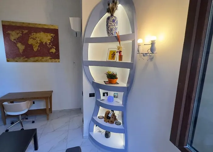 Stylish & Cozy In The Heart Of
